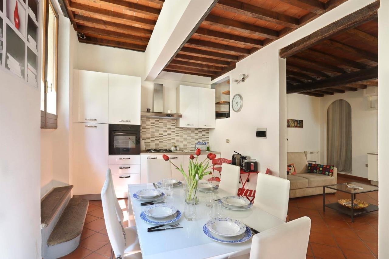 Tornabuoni Apartment- Hosted By Sweetstay 佛罗伦萨 外观 照片