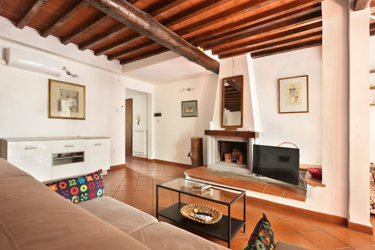 Tornabuoni Apartment- Hosted By Sweetstay 佛罗伦萨 外观 照片